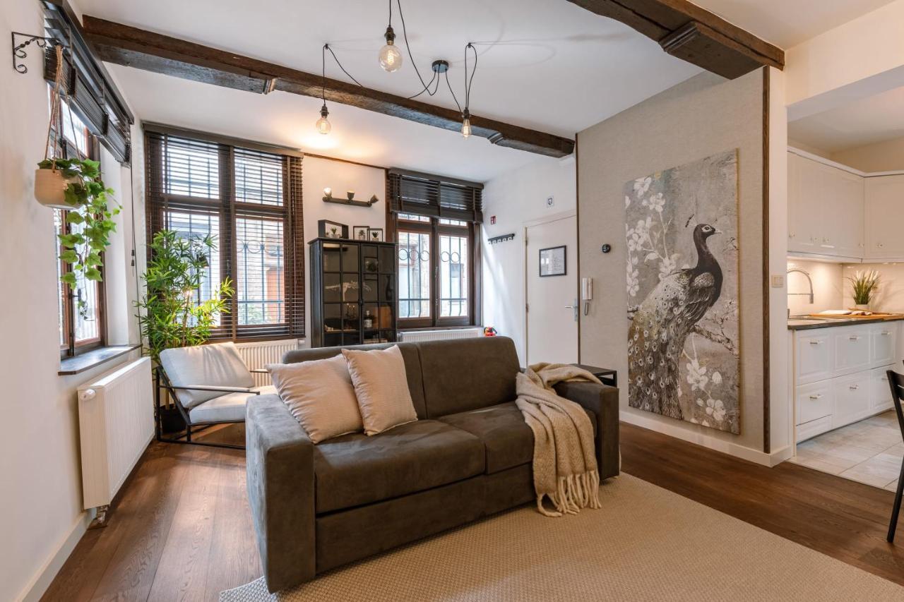 Authentic Apartment In The Heart Of 안트베르펜 외부 사진
