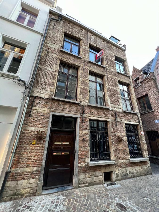 Authentic Apartment In The Heart Of 안트베르펜 외부 사진